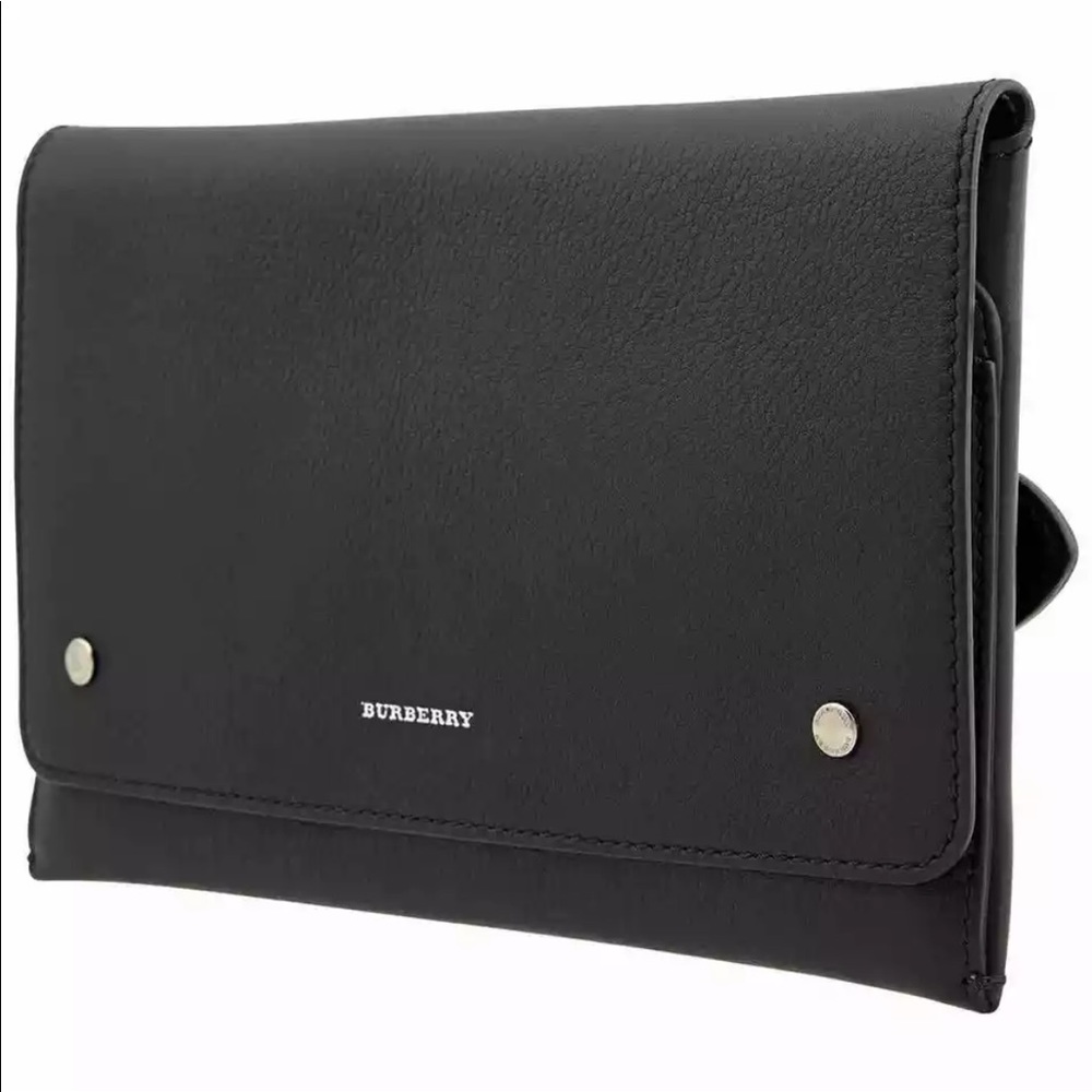 NWT Burberry two-tone leather wristlet clutch